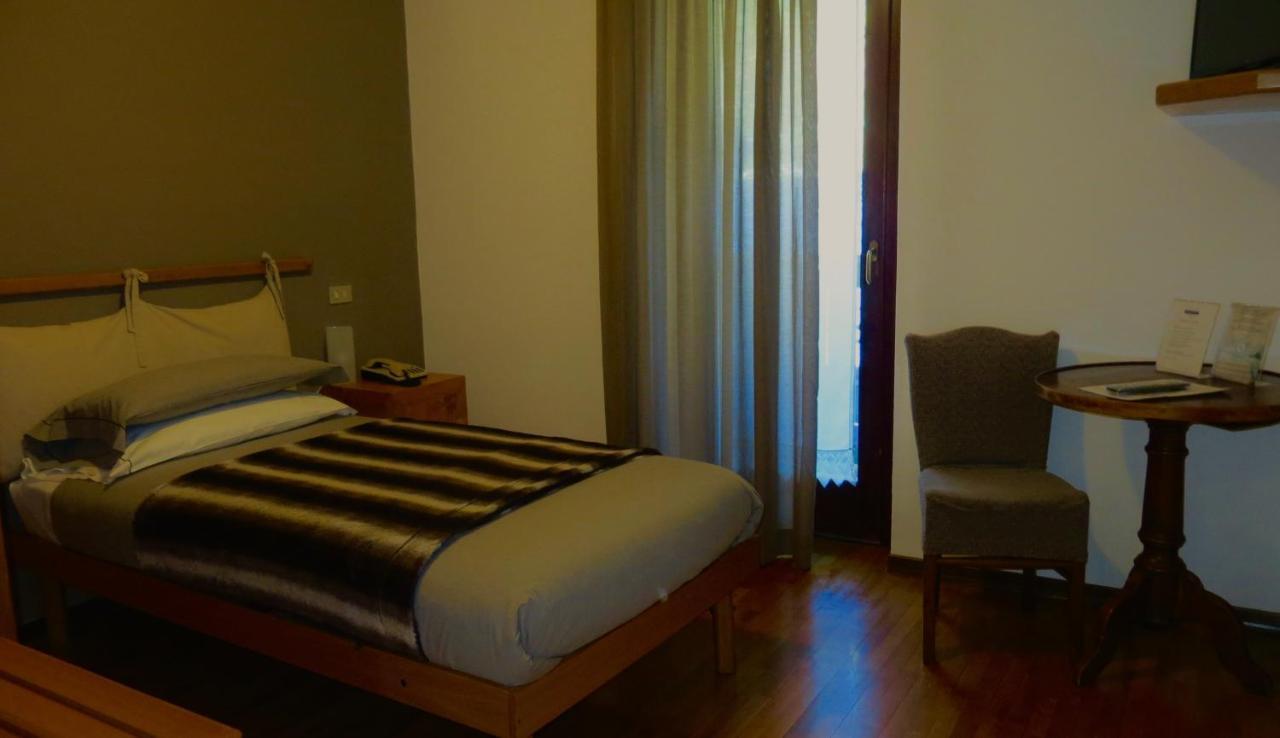 Hotel Garni Sorriso Ponte Di Legno Eksteriør billede