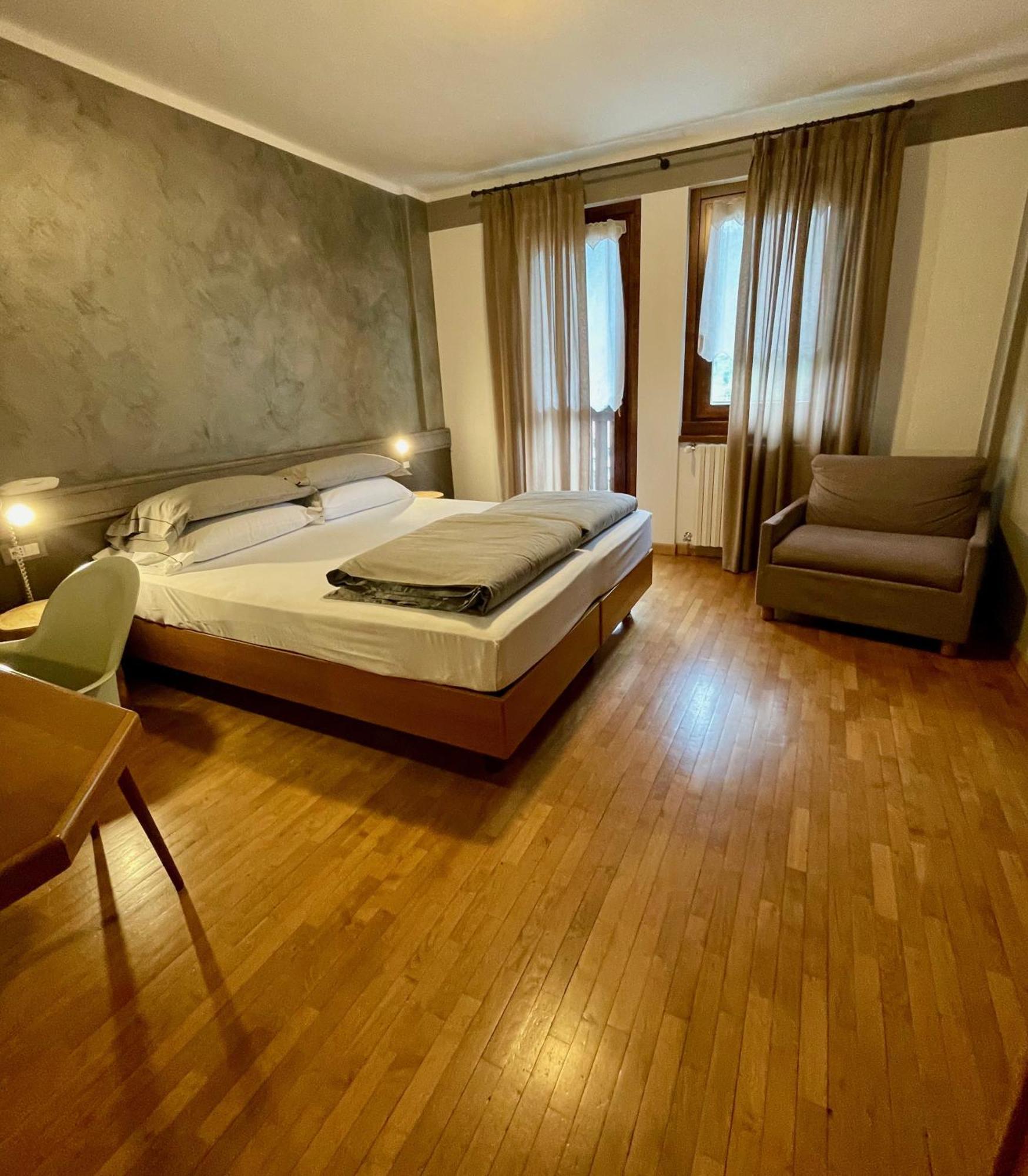 Hotel Garni Sorriso Ponte Di Legno Eksteriør billede