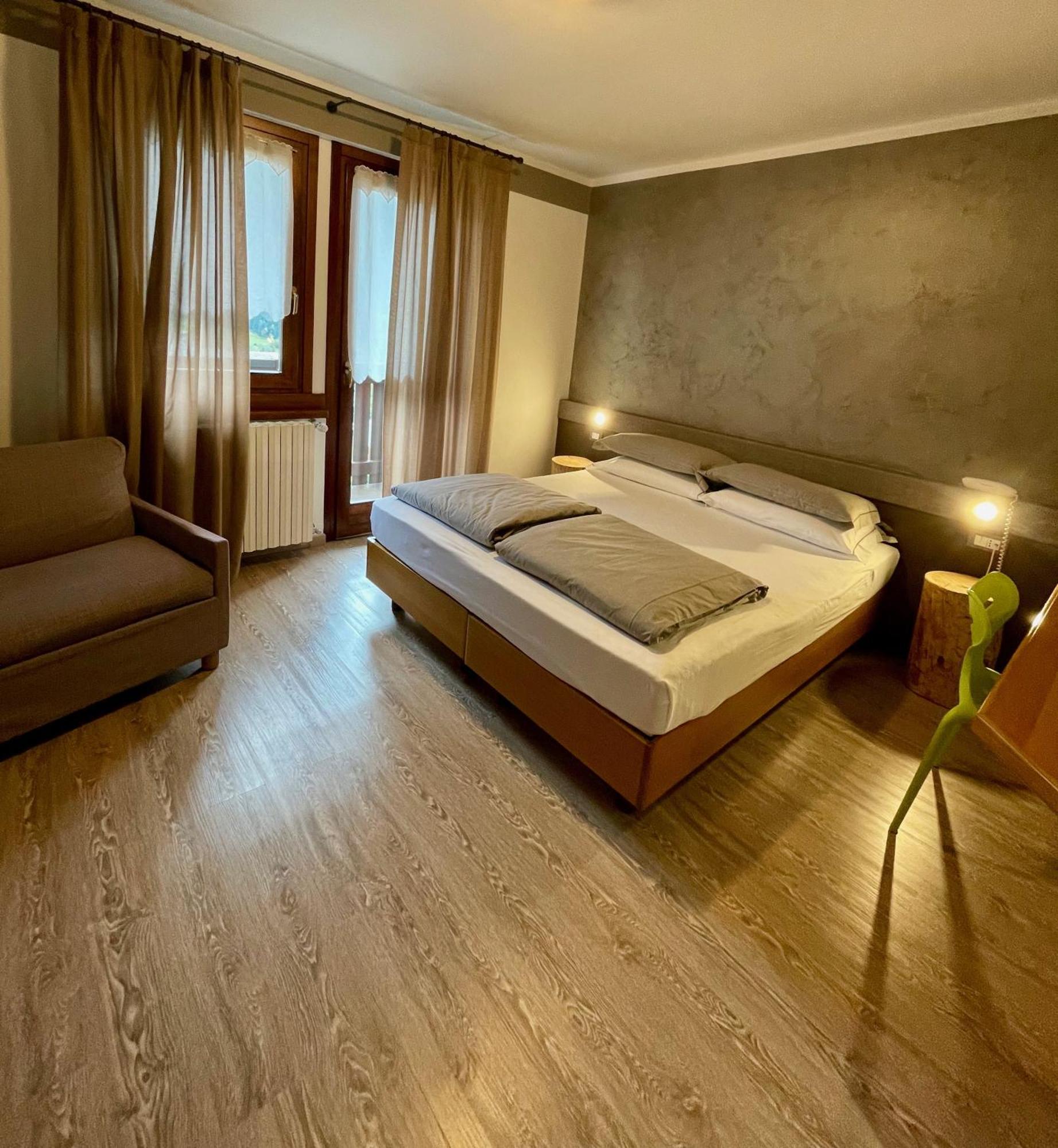 Hotel Garni Sorriso Ponte Di Legno Eksteriør billede