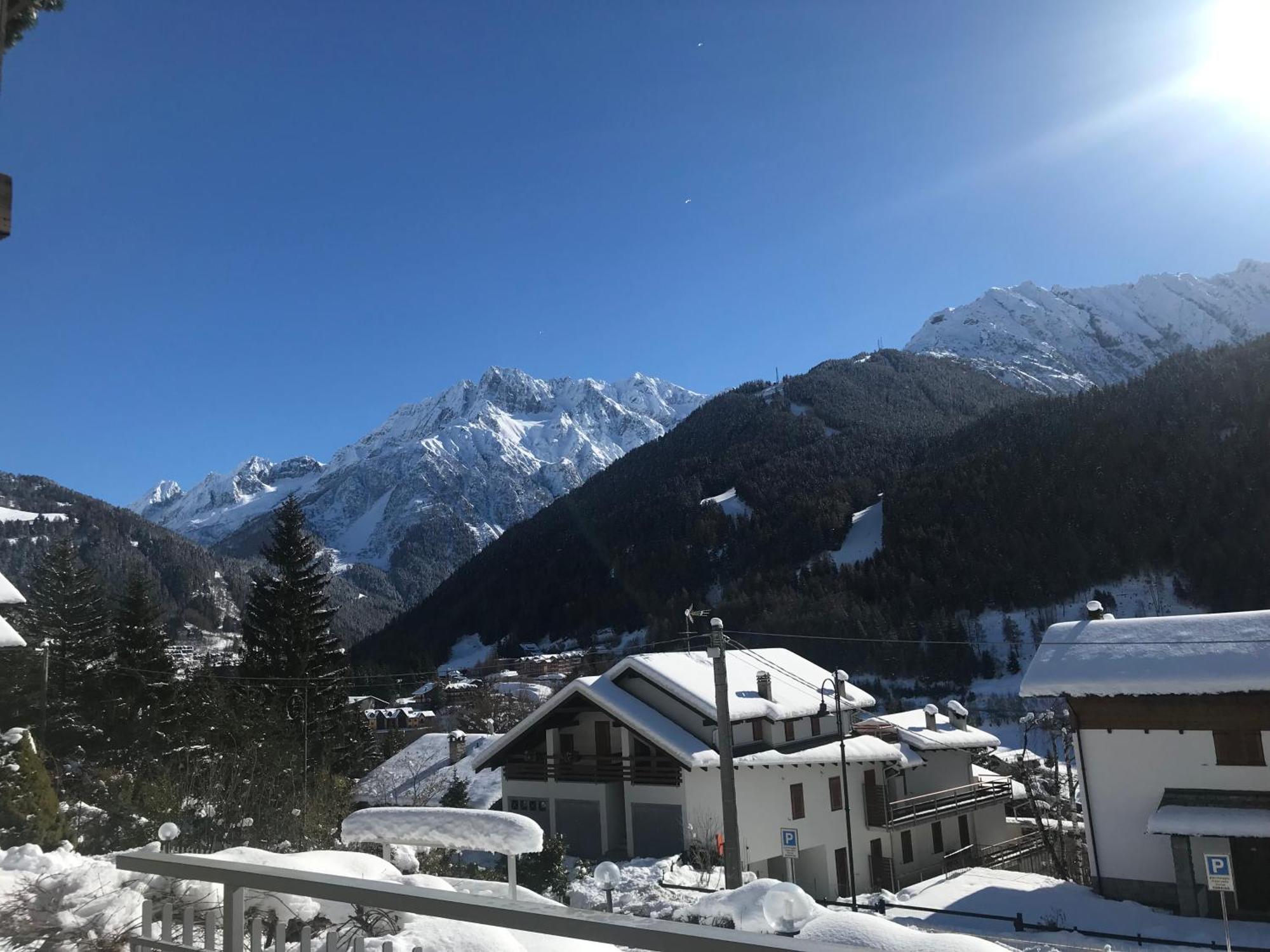 Hotel Garni Sorriso Ponte Di Legno Eksteriør billede